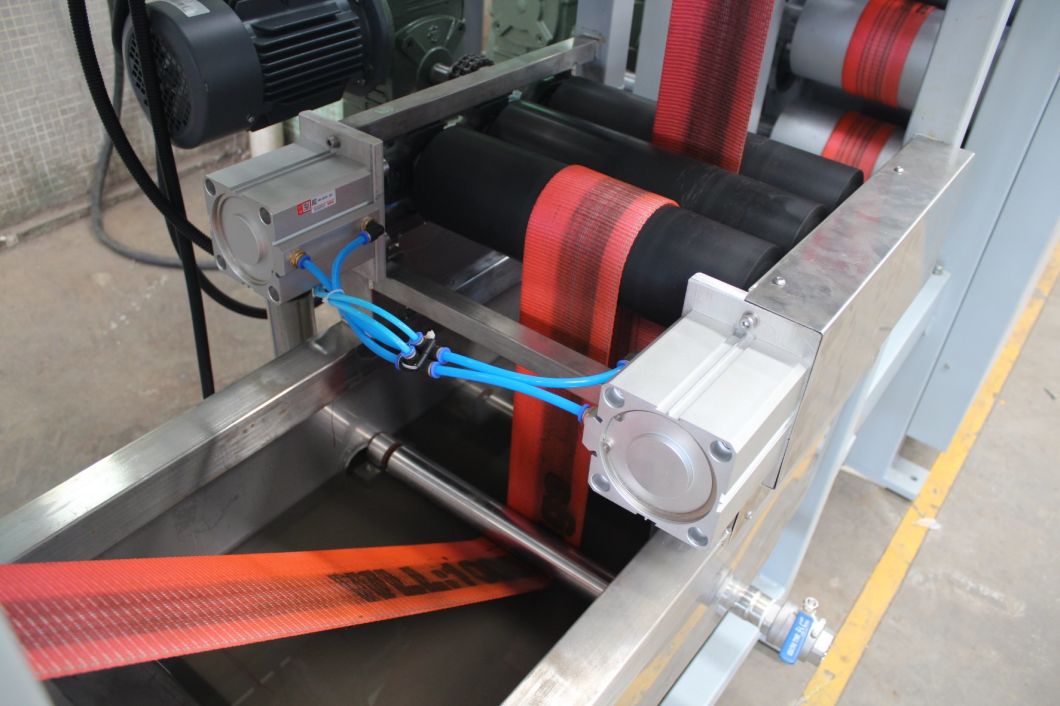 Wide Harness Webbing Continuous Dyeing and Finishing Machine